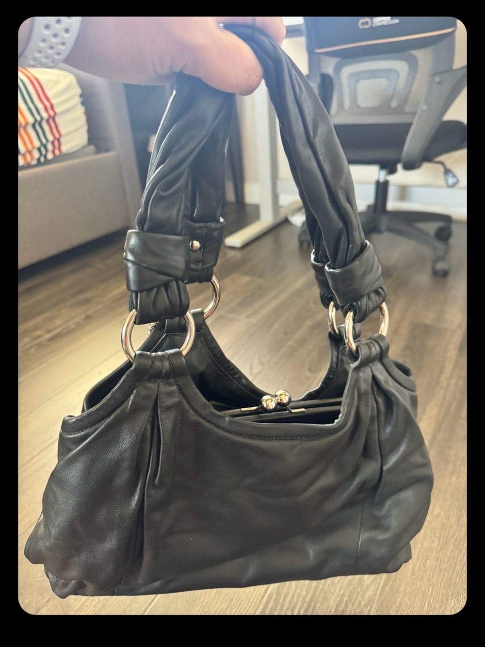 Pre-Loved/Owned Coach Parker Kisslock Hobo Shoulder Bag